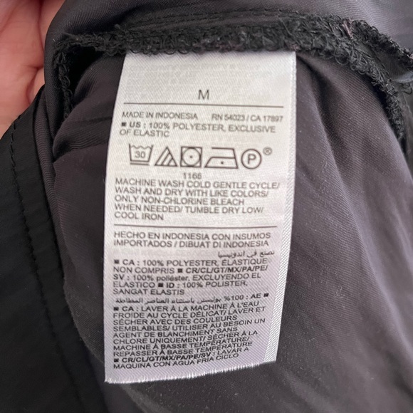 Old Navy Black Silky Dress with Pockets in Size Medium - Picture 4 of 5